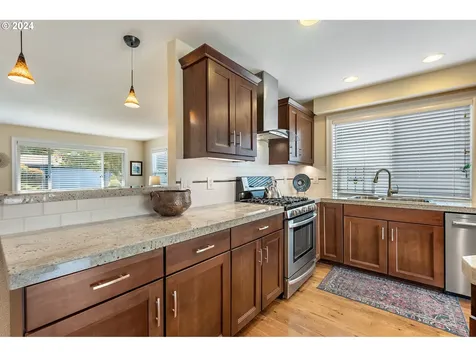 15606 Sw Summerfield Lane Portland OR 97224