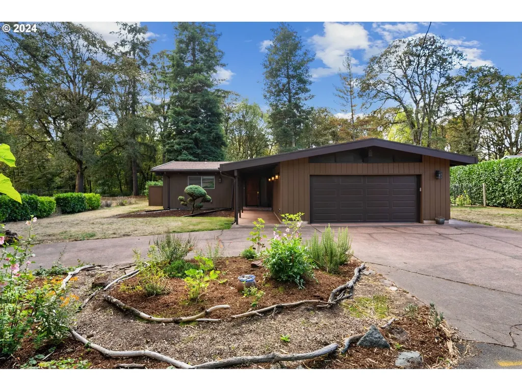 315 Island Aire Drive Woodland WA 98674