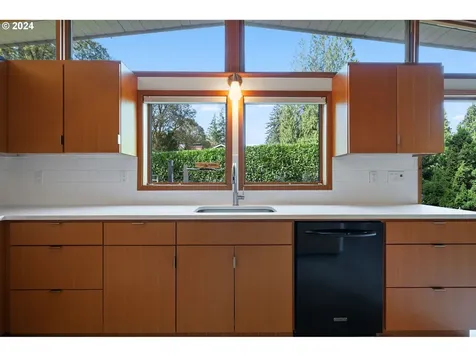 315 Island Aire Drive Woodland WA 98674