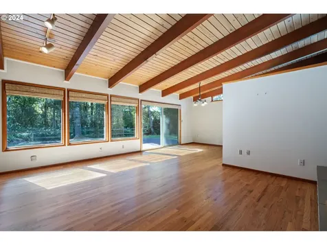 315 Island Aire Drive Woodland WA 98674