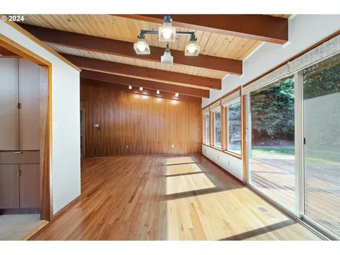 315 Island Aire Drive Woodland WA 98674