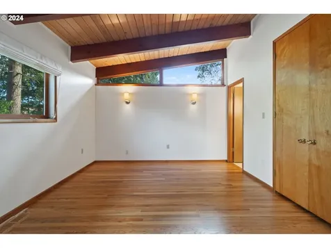 315 Island Aire Drive Woodland WA 98674