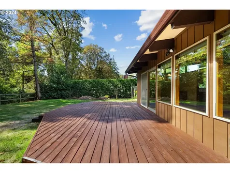315 Island Aire Drive Woodland WA 98674