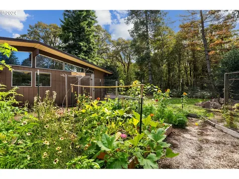 315 Island Aire Drive Woodland WA 98674