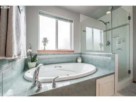4495 Cooper Hollow Road Dallas OR 97338