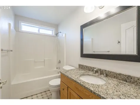 485 Nicholas Drive Springfield OR 97477
