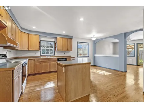 485 Nicholas Drive Springfield OR 97477