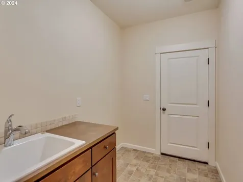 12432 SE Sunpark Happy Valley OR 97086