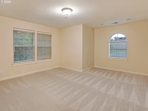 12432 SE Sunpark Happy Valley OR 97086