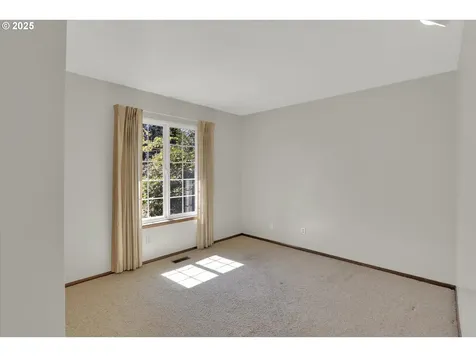 19615 NW Melrose Drive Portland OR 97229