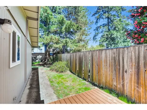 19615 NW Melrose Drive Portland OR 97229