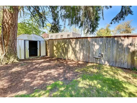 19615 NW Melrose Drive Portland OR 97229