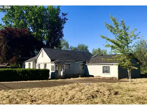 745 S 3rd Street Independence OR 97351