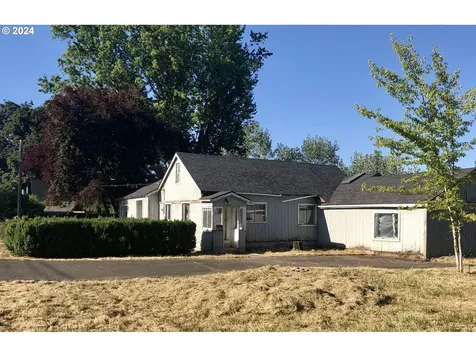 745 S 3rd Street Independence OR 97351