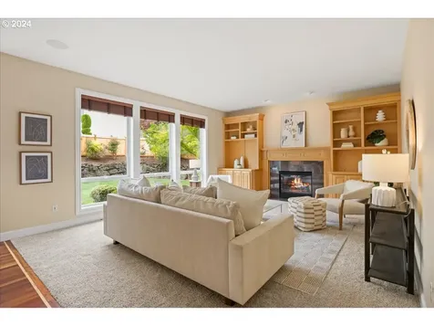 13885 Nw Falconridge Lane Portland OR 97229