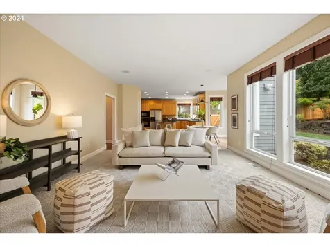 13885 Nw Falconridge Lane Portland OR 97229