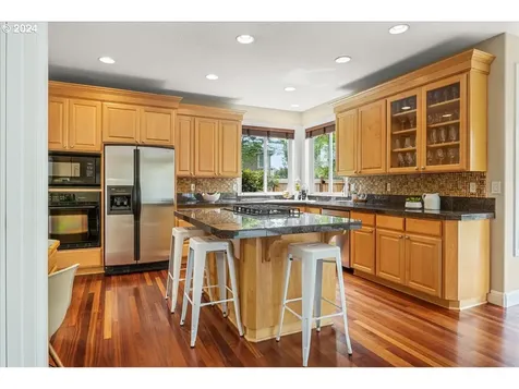 13885 Nw Falconridge Lane Portland OR 97229