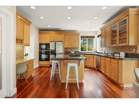 13885 Nw Falconridge Lane Portland OR 97229