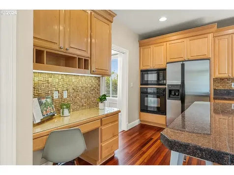 13885 Nw Falconridge Lane Portland OR 97229