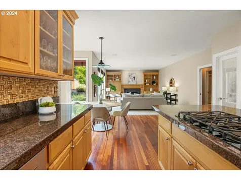 13885 Nw Falconridge Lane Portland OR 97229