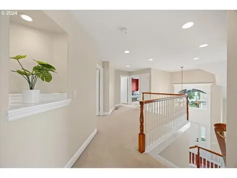 13885 Nw Falconridge Lane Portland OR 97229