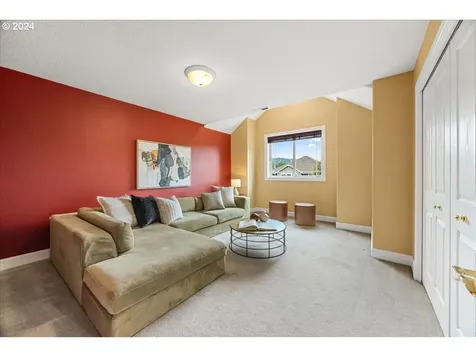 13885 Nw Falconridge Lane Portland OR 97229