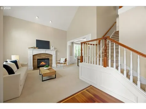 13885 Nw Falconridge Lane Portland OR 97229