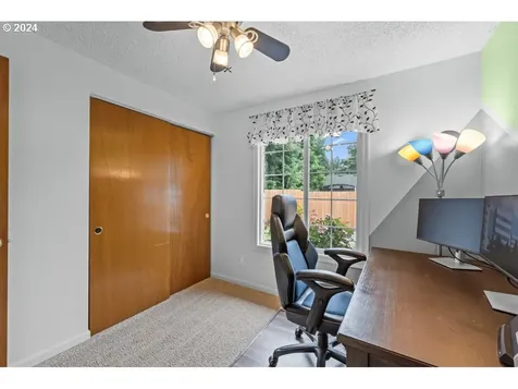 2369 SE Washington Court Hillsboro OR 97123