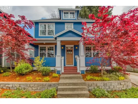 420 Ne 28th Avenue Portland OR 97232