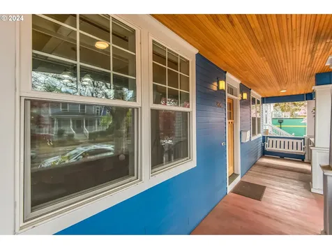 420 Ne 28th Avenue Portland OR 97232