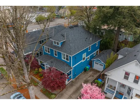 420 Ne 28th Avenue Portland OR 97232