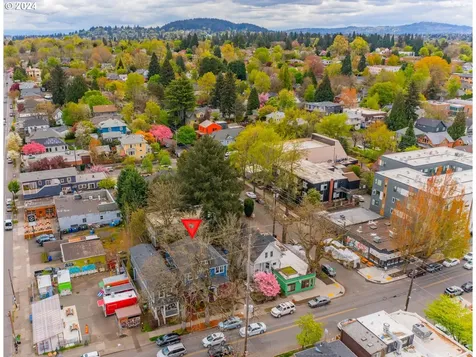 420 Ne 28th Avenue Portland OR 97232