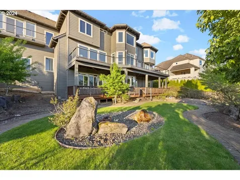 9240 Nw Mckenna Drive Portland OR 97229