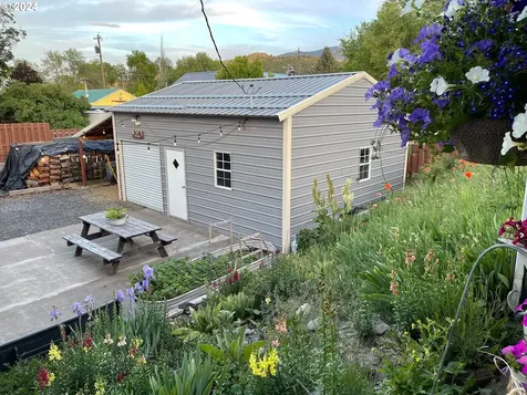 210 NW 4th Avenue John Day OR 97845