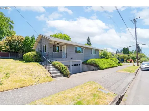 1803 F Street Vancouver WA 98663