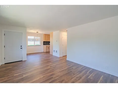 1803 F Street Vancouver WA 98663