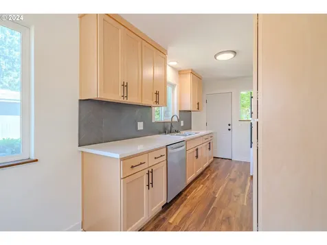 1803 F Street Vancouver WA 98663