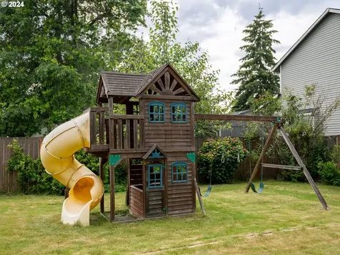 18899 Ne Clackamas Street Portland OR 97230