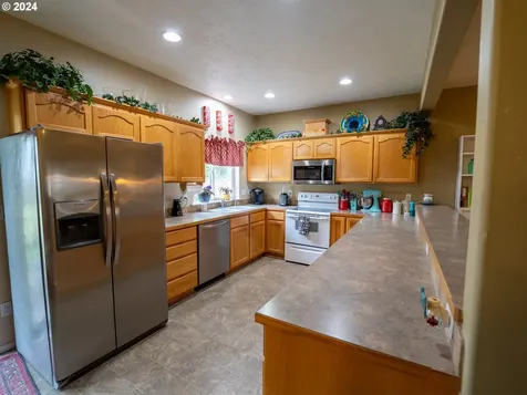 18899 Ne Clackamas Street Portland OR 97230