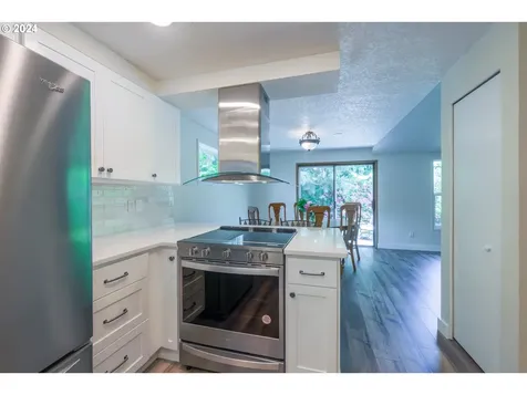7887 Sw Skyhar Drive Portland OR 97223