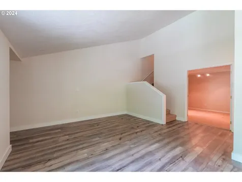 7887 Sw Skyhar Drive Portland OR 97223