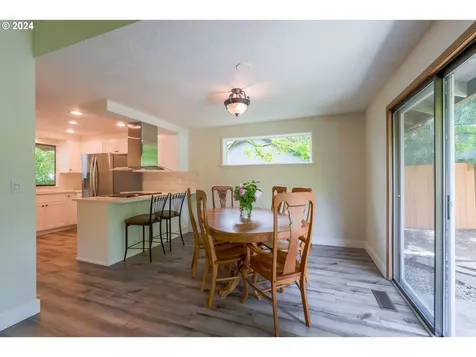 7887 Sw Skyhar Drive Portland OR 97223