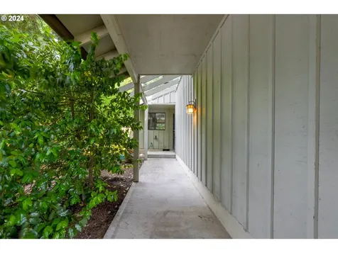 7887 Sw Skyhar Drive Portland OR 97223