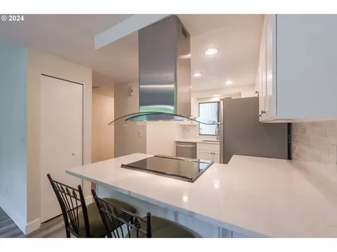 7887 Sw Skyhar Drive Portland OR 97223