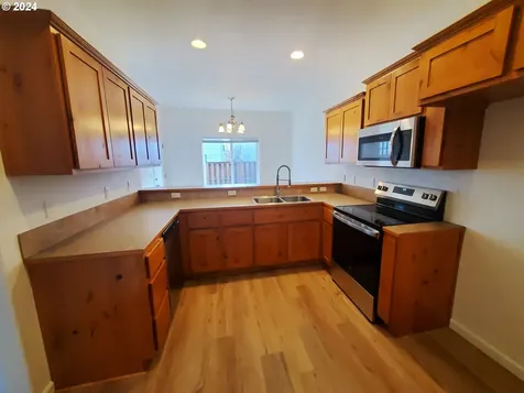 2737 Fletch Street Forest Grove OR 97116