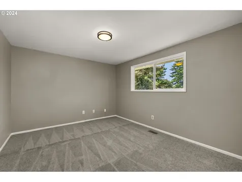 414 Charman Street Oregon City OR 97045