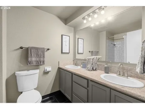 414 Charman Street Oregon City OR 97045