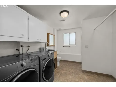 414 Charman Street Oregon City OR 97045