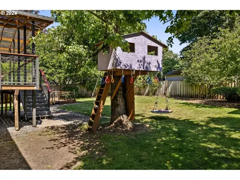 414 Charman Street Oregon City OR 97045