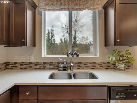 12162 SW Pond Lane Portland OR 97224